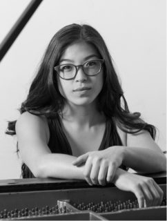 Pianist Grace Han