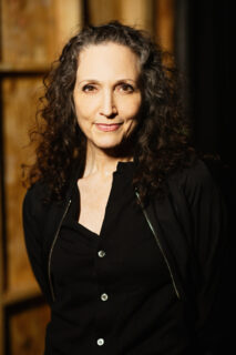 Bebe Neuwirth (cr) Arin Sang-urai