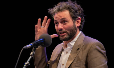 Arian Moayed Tour Photo